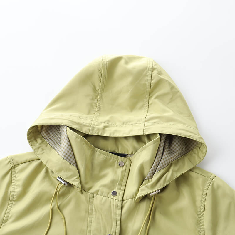 Windbreaker jacket for rain