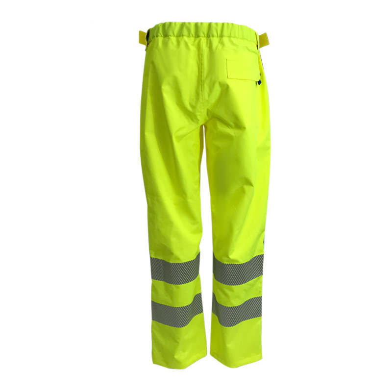 Safety jacket with reflector